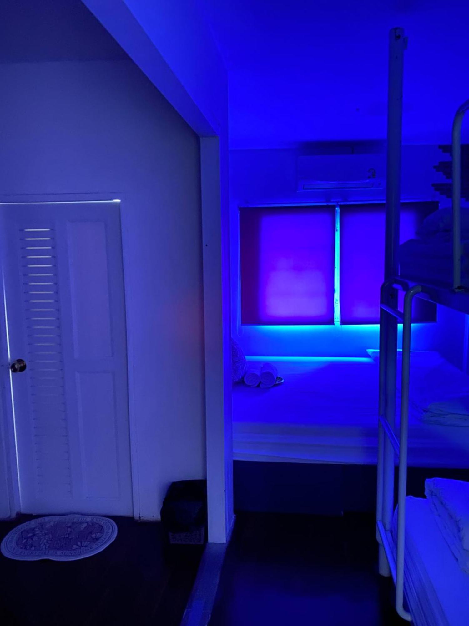 Zleepinezz Hostel Аюттхая Екстер'єр фото