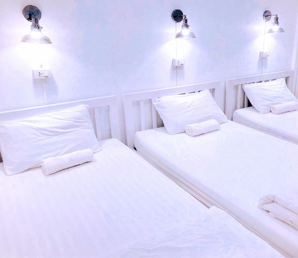 Zleepinezz Hostel Аюттхая Екстер'єр фото